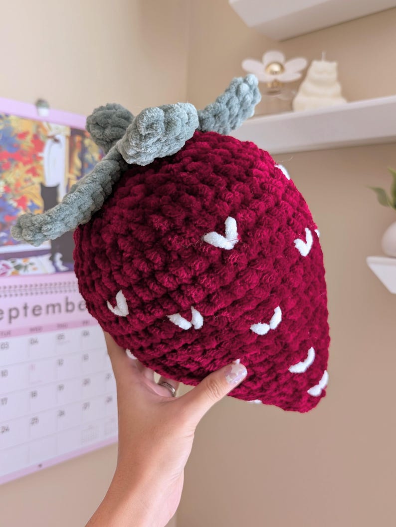 Crochet Small Strawberry Pillow Pattern PDF 2